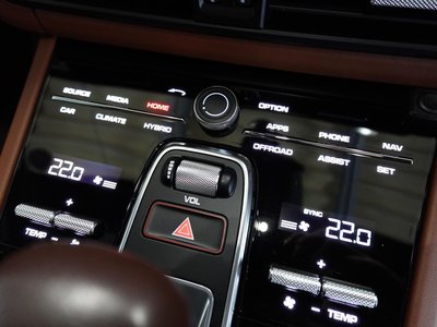صورة مصغرة 47 لـ 2021 Porsche CAYENNE