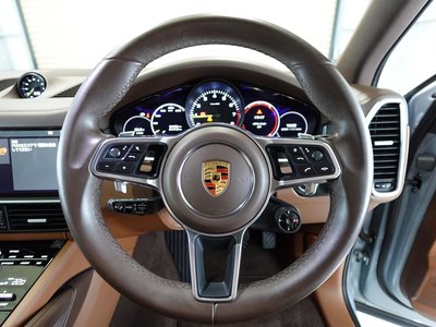 صورة مصغرة 51 لـ 2021 Porsche CAYENNE