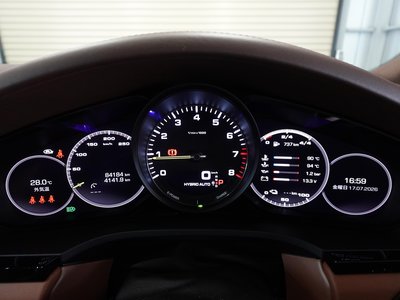 صورة مصغرة 56 لـ 2021 Porsche CAYENNE