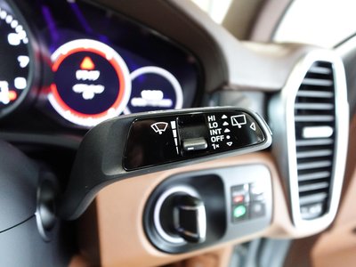 صورة مصغرة 55 لـ 2021 Porsche CAYENNE