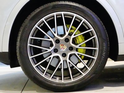 صورة مصغرة 78 لـ 2021 Porsche CAYENNE