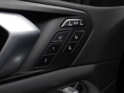 2023 BMW X7 缩略图 39