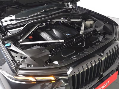 2023 BMW X7 photo 8