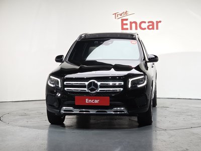 MERCEDES-BENZ GLB - 2