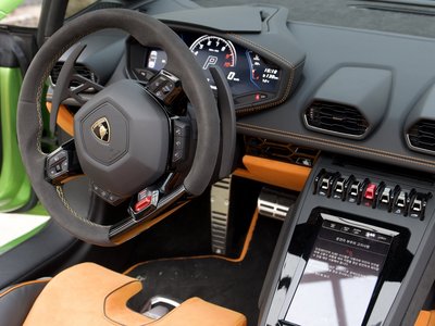 LAMBORGHINI HURACAN - 8