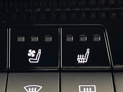 TOYOTA LAND CRUISER 250 - 6