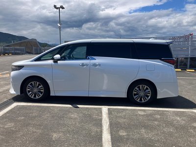 TOYOTA ALPHARD - 4