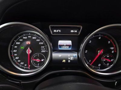 2017 Mercedes-BENZ GLS thumbnail 11