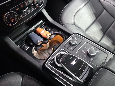 2017 Mercedes-BENZ GLS thumbnail 29