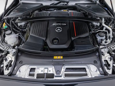 MERCEDES-BENZ E-CLASS - 7