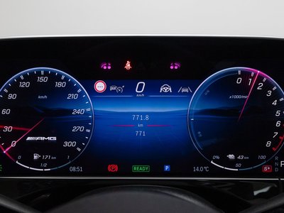 MERCEDES-BENZ E-CLASS - 8