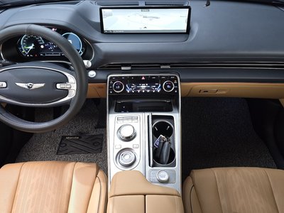 GENESIS GV80 - 5