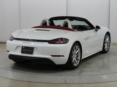 صورة 70 لـ 2019 Porsche 718