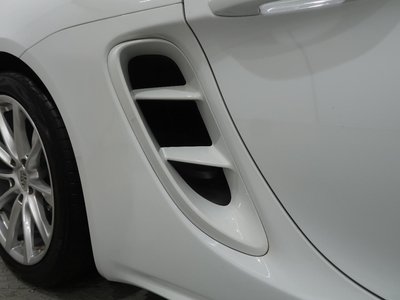 صورة 61 لـ 2019 Porsche 718