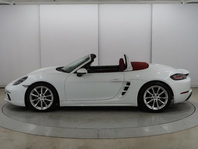 صورة 10 لـ 2019 Porsche 718