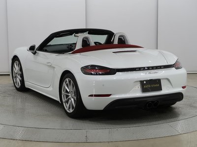 صورة 14 لـ 2019 Porsche 718