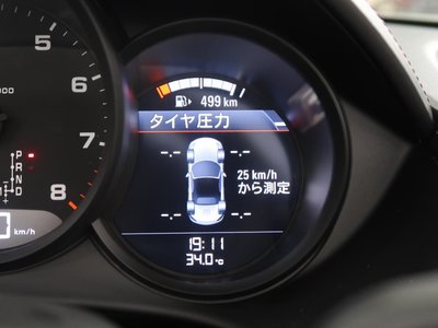 صورة 41 لـ 2019 Porsche 718