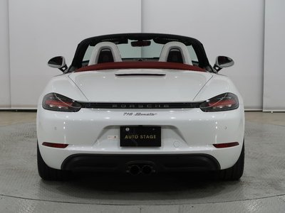 صورة 8 لـ 2019 Porsche 718