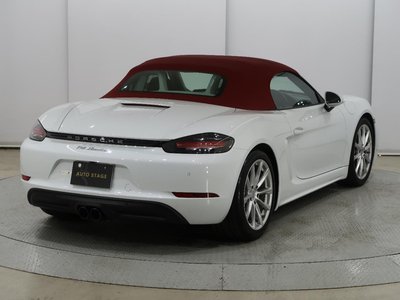 صورة 13 لـ 2019 Porsche 718