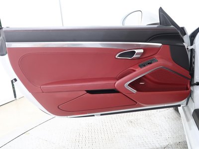 صورة 33 لـ 2019 Porsche 718