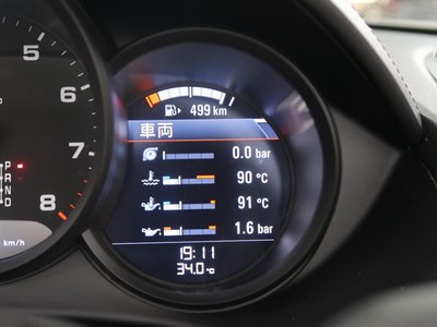صورة 39 لـ 2019 Porsche 718