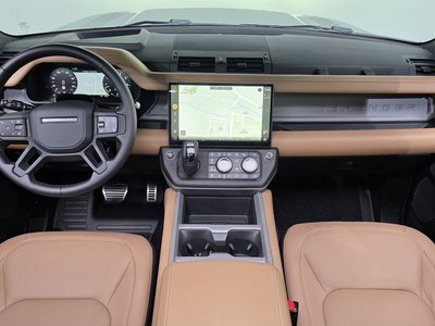 LAND ROVER DEFENDER - 5