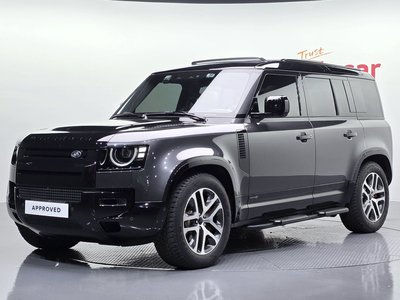 LAND ROVER DEFENDER - 1