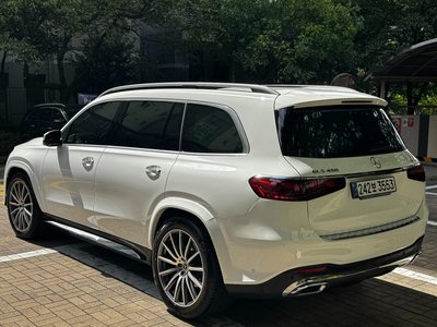 MERCEDES-BENZ GLS - 7