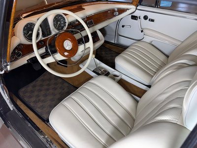 صورة 2 لـ 1989 Mercedes-BENZ 280SE 3.5COUPE