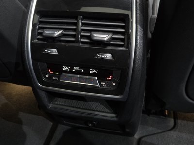2021 BMW X5 — миниатюра 25