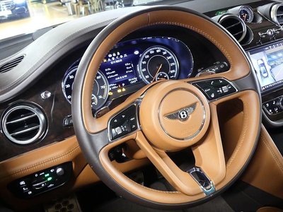 2020 Bentley BENTAYGA photo 7