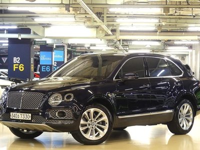 2020 Bentley BENTAYGA photo 3
