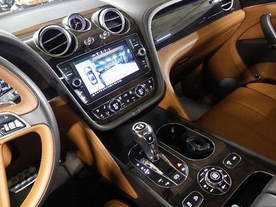 صورة مصغرة 11 لـ 2020 Bentley BENTAYGA