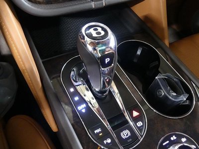 صورة مصغرة 16 لـ 2020 Bentley BENTAYGA