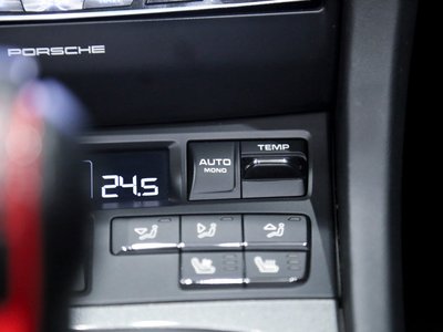 صورة مصغرة 72 لـ 2014 Porsche 911