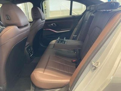 2025 BMW 3 SERIES 照片 9