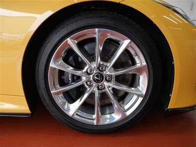 2017 Lexus LC thumbnail 21