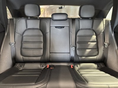 PORSCHE MACAN - 10