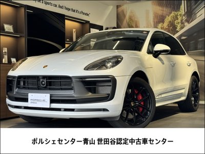 PORSCHE MACAN - 1