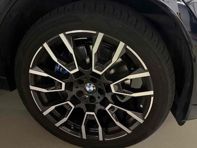 2025 BMW X6 照片 8
