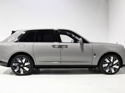 ROLLS-ROYCE CULLINAN - 4