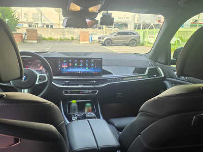 2025 BMW X5 thumbnail 11