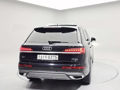 AUDI Q7 - 4