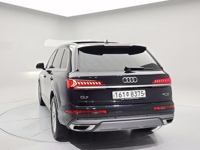 AUDI Q7 - 3