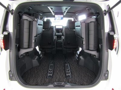صورة مصغرة 11 لـ 2025 Toyota ALPHARD