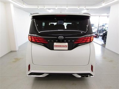 2025 Toyota ALPHARD — фото 6