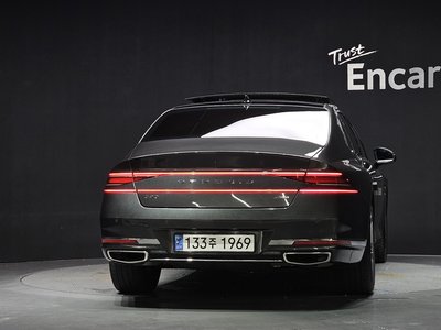 2023 Genesis G90 photo 3