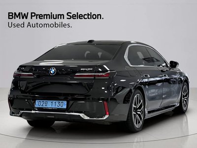 BMW I7 - 4