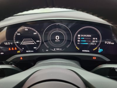 PORSCHE TAYCAN - 9