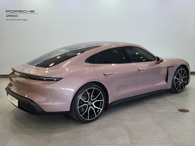 PORSCHE TAYCAN - 5